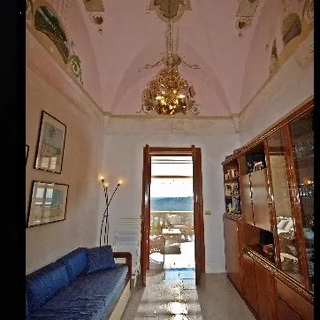 Feriehus Comfortable House With Jacuzzi In Castro *