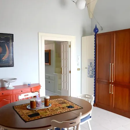 Feriehus Comfortable House With Jacuzzi In Castro *