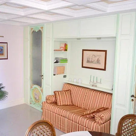Comfortable House With Jacuzzi In Castro Feriehus *