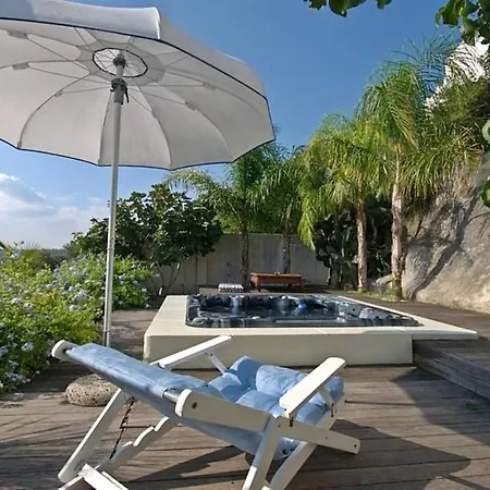 Comfortable House With Jacuzzi In Castro *