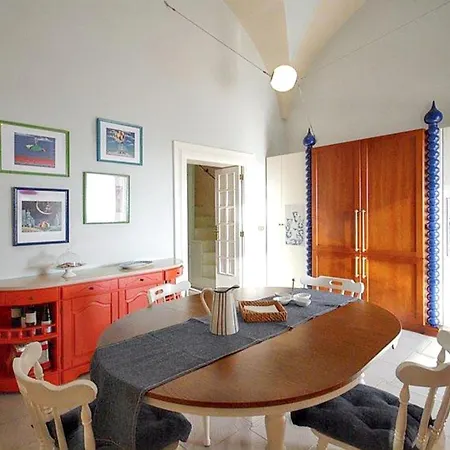 Feriehus Comfortable House With Jacuzzi In Castro Castro (Lecce)